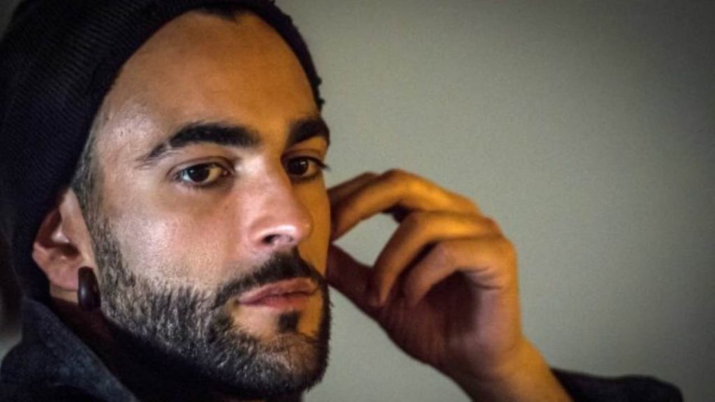 Marco mengoni che malattia ha