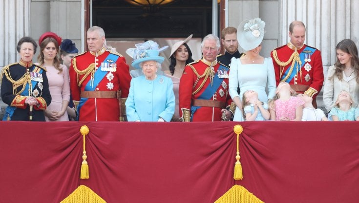 Trooping the colour significato